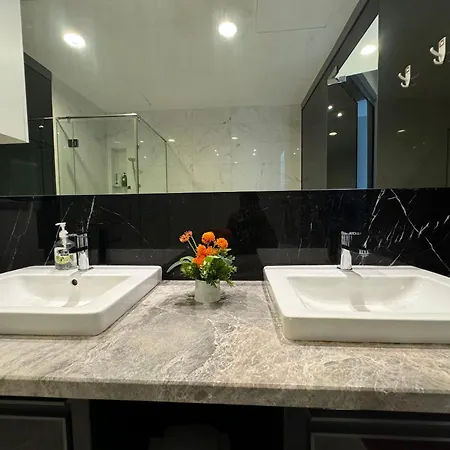 The Platinum Klcc By Luxe Suites Kuala Lumpur Room photo